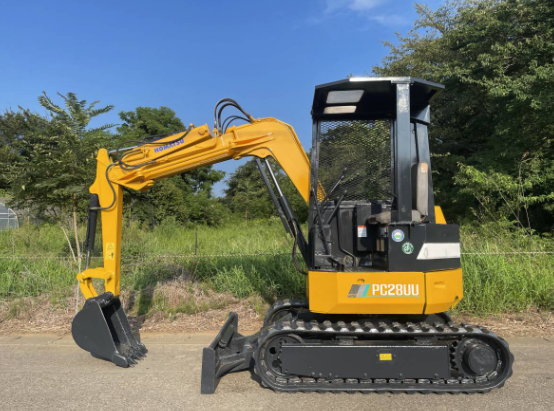 KOMATSU PC28UU