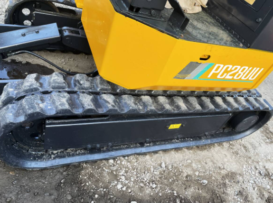 KOMATSU PC28UU