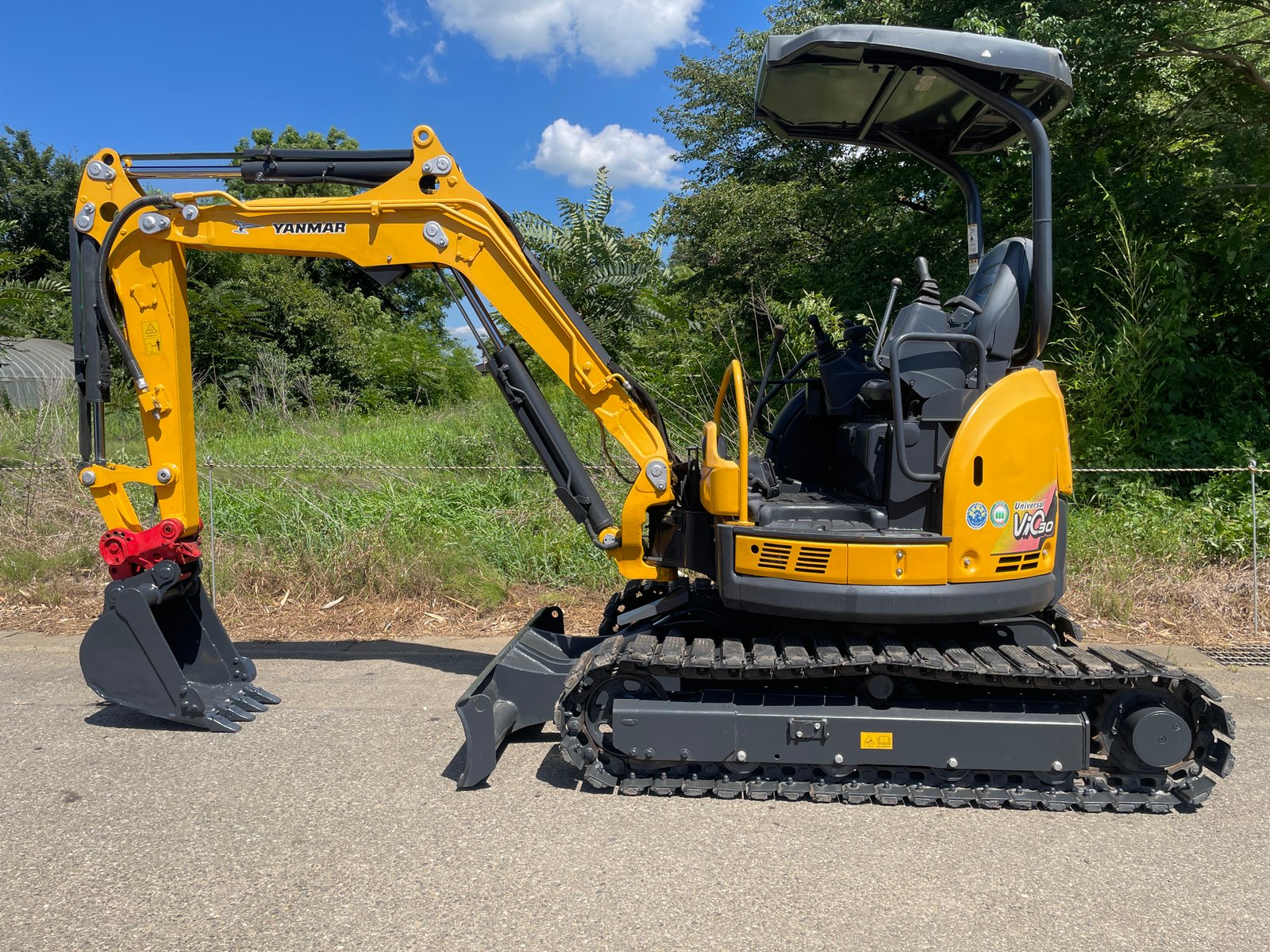 YANMAR VIO30-5