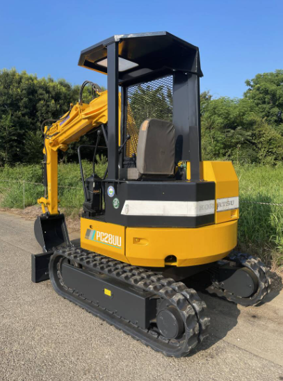 KOMATSU PC28UU