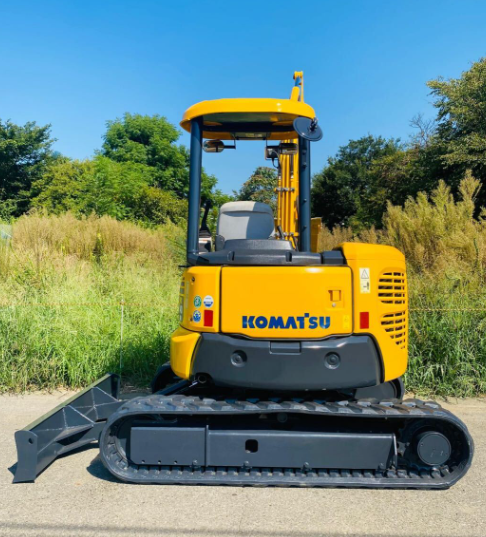 KOMATSU PC40MR-3