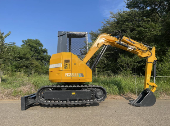 KOMATSU PC28UU