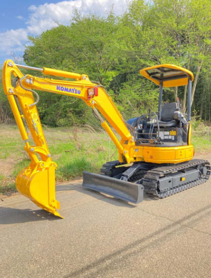 KOMATSU PC30MR-2 